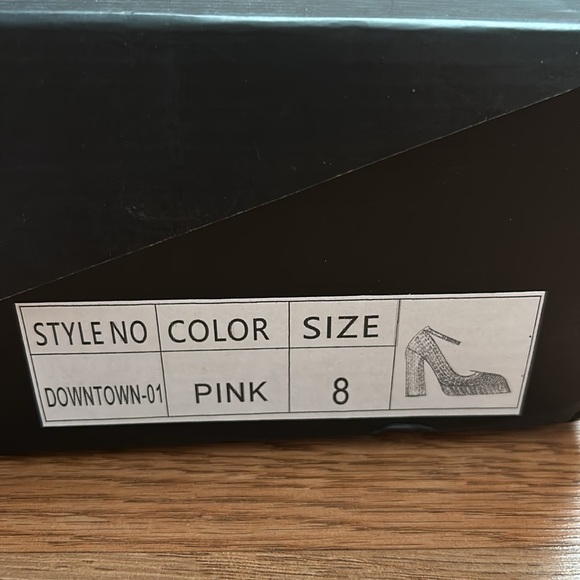 Pink platform pumps - Picture 5 of 5